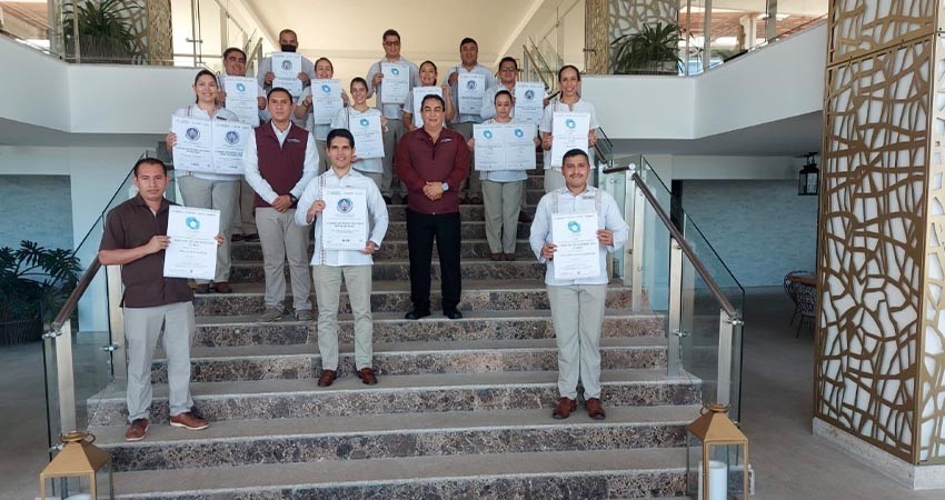 Entrega SETUE Distintivos H y Punto Limpio en Los Cabos Entrega SETUE Distintivos H y Punto Limpio en Los Cabos