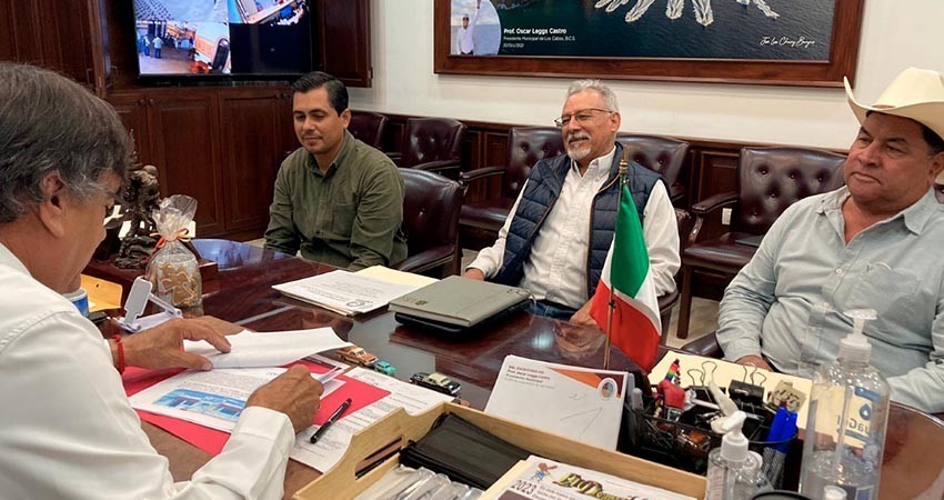 Gobierno de Los Cabos trabaja para prevenir enfermedades en el ganado bovino Gobierno de Los Cabos trabaja para prevenir enfermedades en el ganado bovino