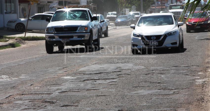 A partir del martes cerrarán Av. Forjadores; en el tramo de la 8 de octubre al Tec La Paz A partir del martes cerrarán Av. Forjadores; en el tramo de la 8 de octubre al Tec La Paz