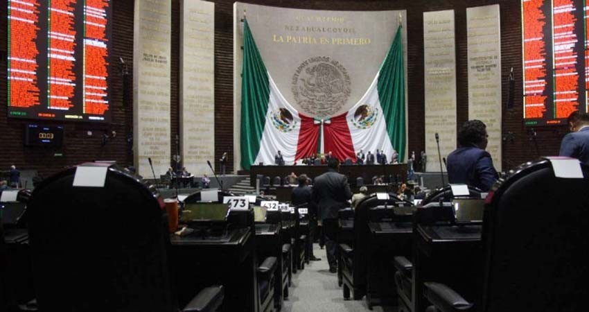 Propone Morena reforma para poder ser diputado a los 18 años y gobernador a los 28