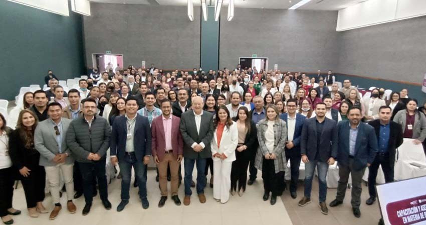 Clausura el gobernador Castro Cosío, curso de capacitación de contraloría general en materia de prevención
