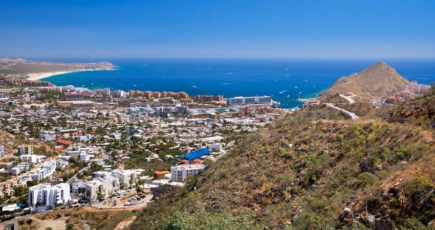 Regidor de Los Cabos interpone amparo por cambio de uso suelo en el Cerro de la Z