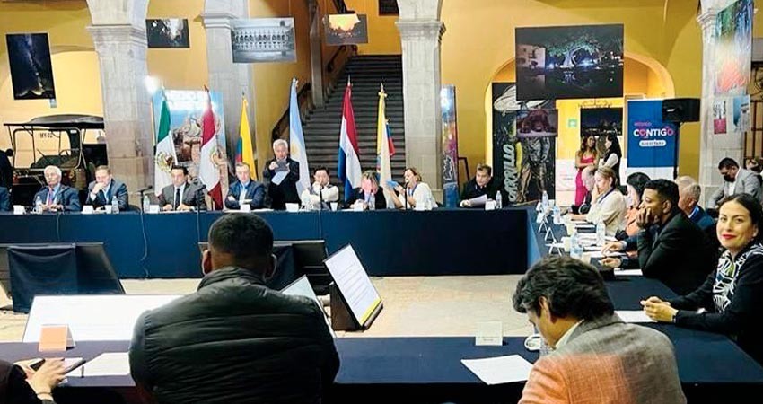 Participa la alcaldesa de La Paz en el Foro del Cambio Climático en Querétaro