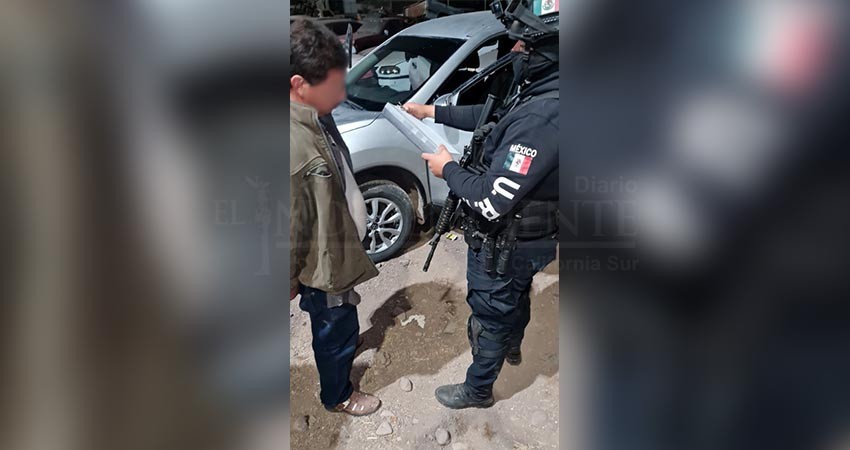 Con droga y dinero en efectivo, detiene Policía Estatal a presunto narcomenudista