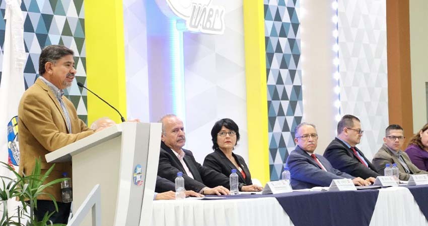 Reconoce gobierno del estado contribución de UABCS en la formación de profesionistas