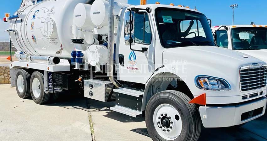 Recibe OOMSAPAS maquinaria erradicar derrame de agua en Los Cabos