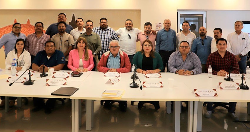 Instalan consejo de vigilancia de transporte de Los Cabos