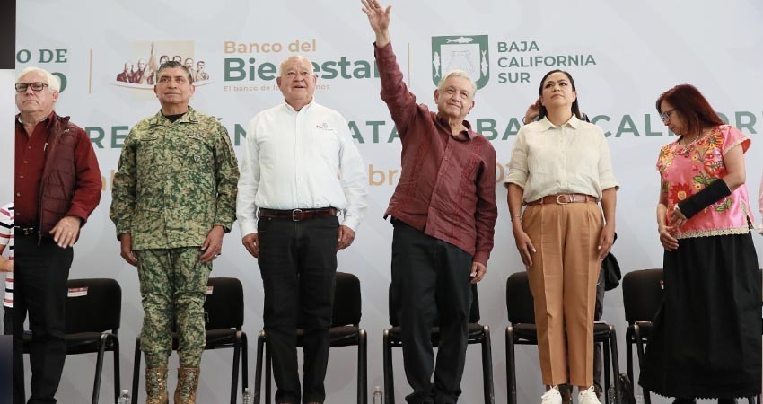 Evalúa el presidente de México, los 9 bancos Bienestar de BCS
