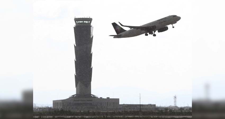 "Para que celebren", López Obrador da marcha atrás al cabotaje aéreo