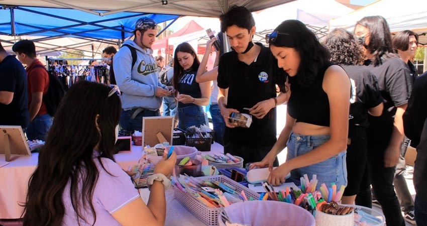 Celebra UABCS quinta edición de su Expo emprendimiento 2023