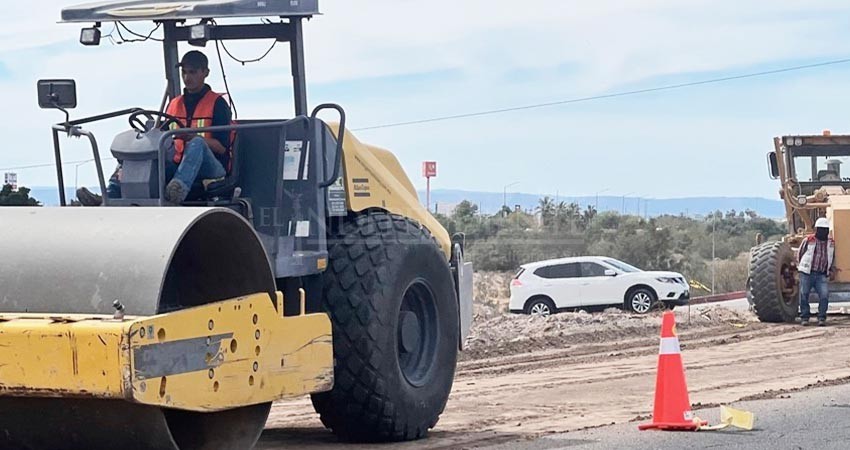 Trabajan en la construcción de la Ciclovía y Andador Peatonal del libramiento Daniel Roldán