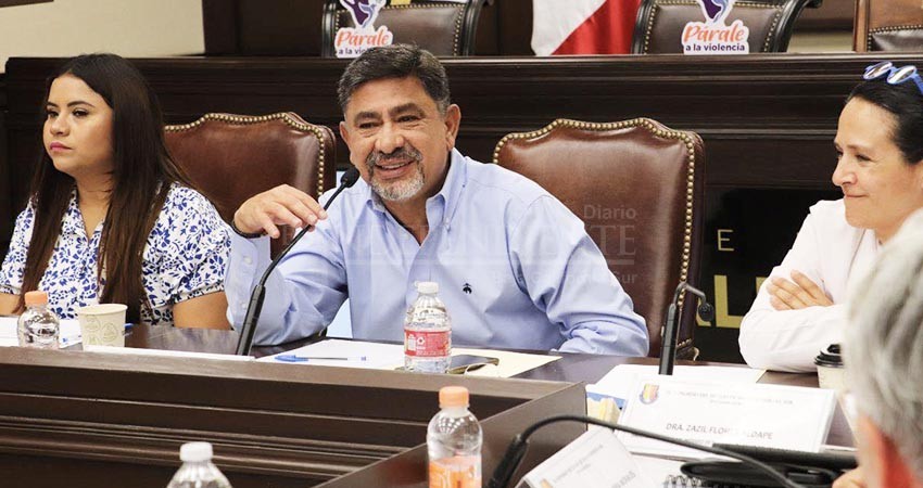 Poderes ejecutivo y legislativo se reúnen con instituciones de salud de BCS