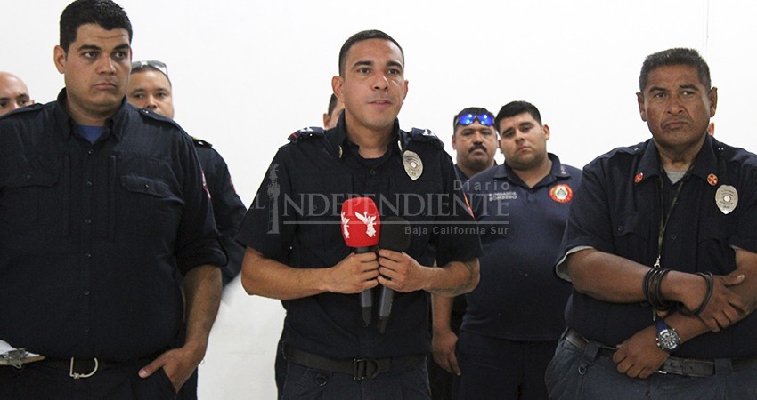 Exigen bomberos de La Paz mejores condiciones laborales Exigen bomberos de La Paz mejores condiciones laborales