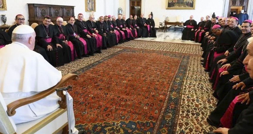 Como una fiesta de unidad y catolicidad la reunión con el papa Francisco: Obispo coadjutor Como una fiesta de unidad y catolicidad la reunión con el papa Francisco: Obispo coadjutor