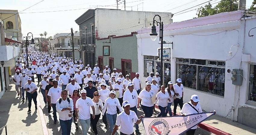 En el día del trabajo, sindicatos de Los Cabos exigen mejoras en transporte público, servicios de salud y vivienda En el día del trabajo, sindicatos de Los Cabos exigen mejoras en transporte público, servicios de salud y vivienda