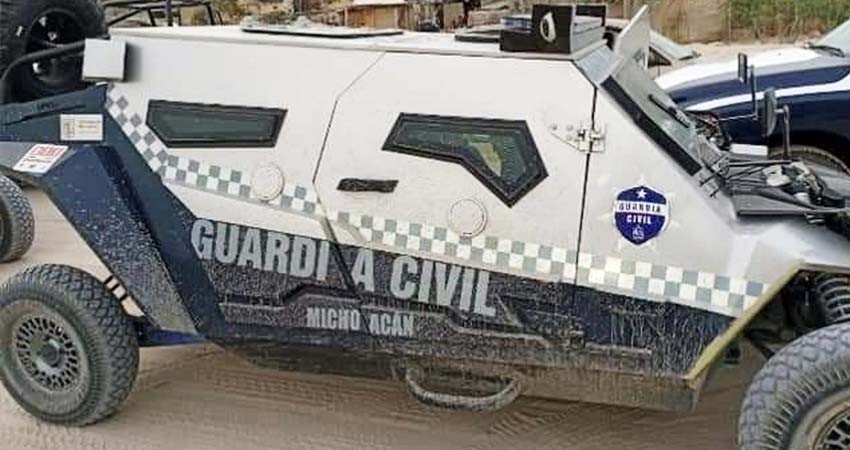 Aseguran en CSL dos vehículos con características similares a los de la Guardia Nacional