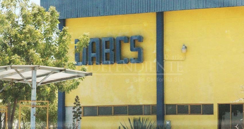 Invertirá UABCS millones de pesos en renovar la infraestructura de internet: Rector