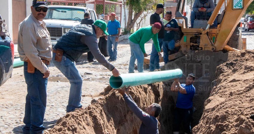 En una semana OOMSAPAS La Paz reparó 166 fugas de agua