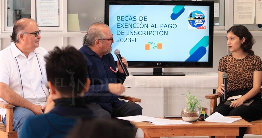 Continua UABCS apoyando a sus estudiantes a través del programa de becas de exención al pago semestral Continua UABCS apoyando a sus estudiantes a través del programa de becas de exención al pago semestral