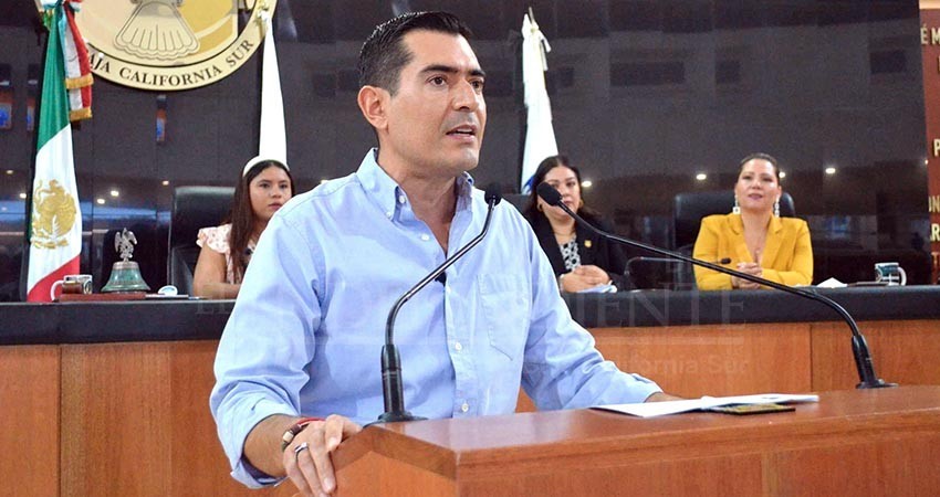 Exhorta el legislador Mares Aguilar a CFE, para que permita la instalación de paneles solares en hogares y negocios