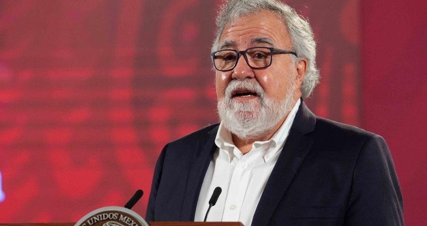 Confirman trabajo de espionaje a Encinas; niega AMLO que fuera Sedena