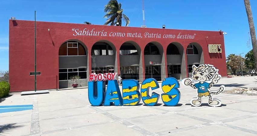 La UABCS no debe de tomar conflicto reciente como crisis, sino como ventana de oportunidad: Avilés Castro La UABCS no debe de tomar conflicto reciente como crisis, sino como ventana de oportunidad: Avilés Castro