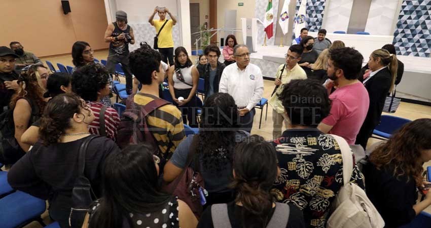 UABCS debe reajustar su rumbo, admite la rectoría UABCS debe reajustar su rumbo, admite la rectoría