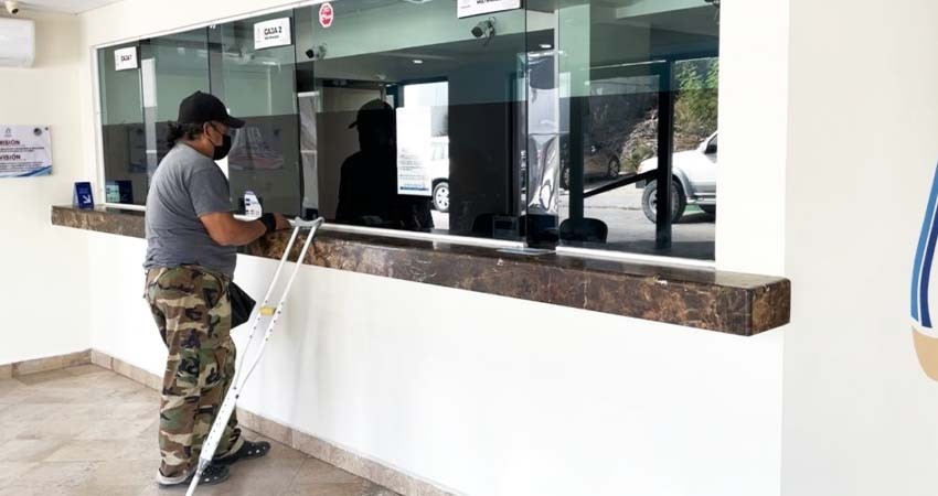 Entre 15 y 20 mil personas con discapacidad y adultas mayores reciben descuento en su recibo de agua potable en Los Cabos