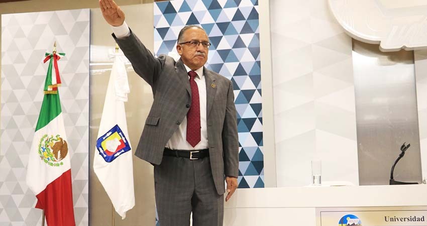 El Dr. Dante Salgado toma protesta como rector de la UABCS para el periodo 2023-2027