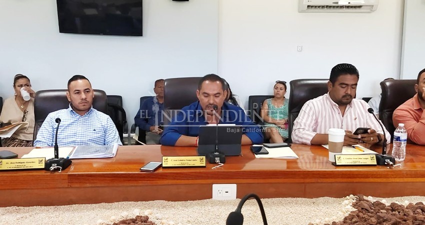Invasiones de predios en CSL provoca conflicto entre alcalde y regidor Invasiones de predios en CSL provoca conflicto entre alcalde y regidor