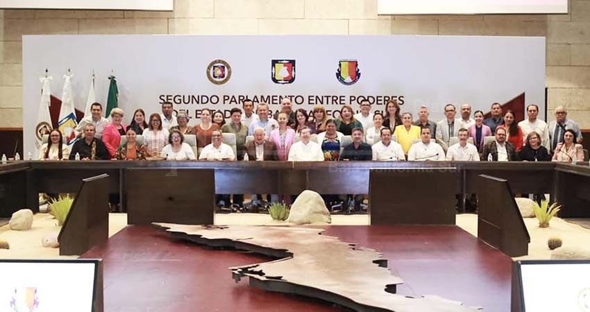 Poderes públicos fortalecen alianzas por el bienestar de BCS: Gobernador