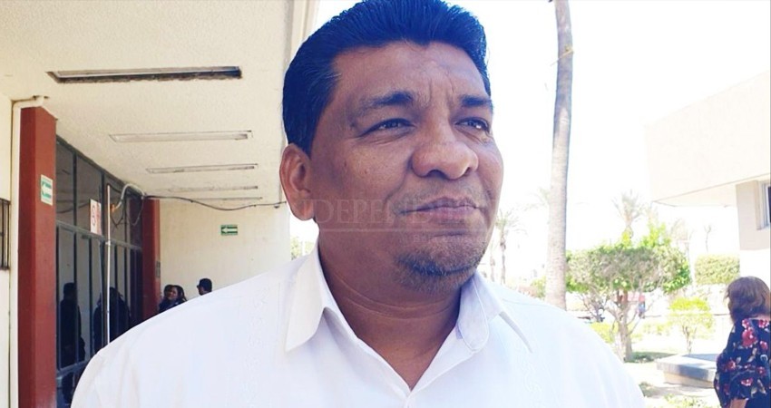 Entregará Denny Guerrero curul a Pérez Cayetano; congreso recibirá al legislador