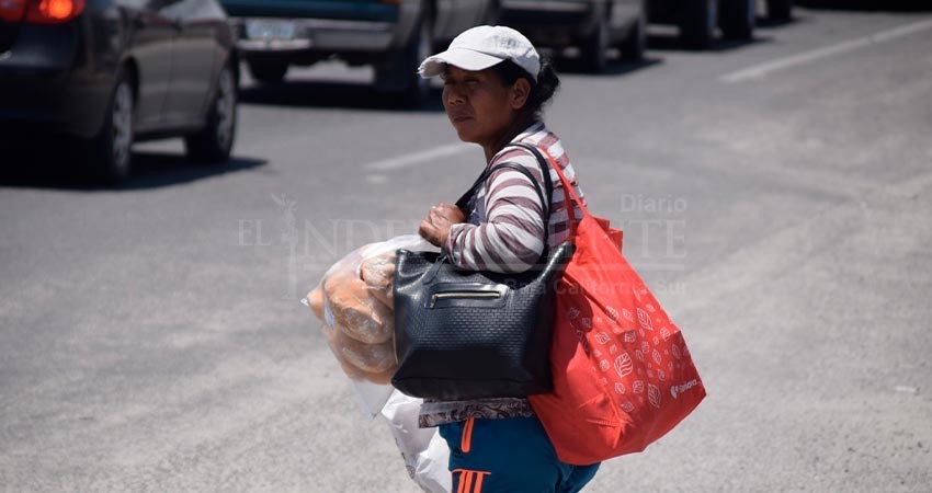 Adultos mayores, los más afectados por las altas temperaturas Adultos mayores, los más afectados por las altas temperaturas