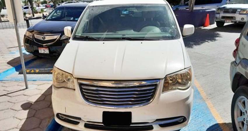 En Los Cabos se sanciona a las personas que no respetan el uso exclusivo de estacionamientos color azul