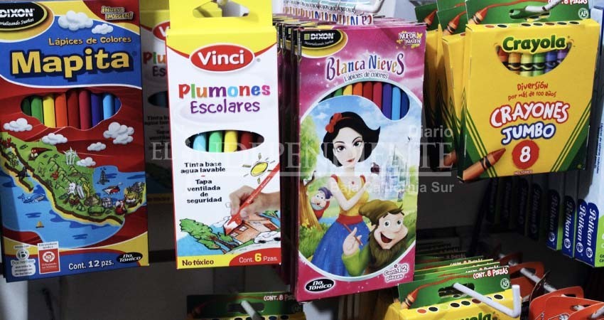 Vales para útiles y uniformes escolares se entregarán antes de vacaciones de veranop Vales para útiles y uniformes escolares se entregarán antes de vacaciones de veranop