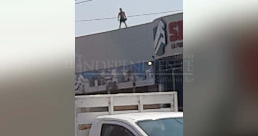 El Departamento de Bomberos de SJC impidió el suicidio de un hombre El Departamento de Bomberos de SJC impidió el suicidio de un hombre