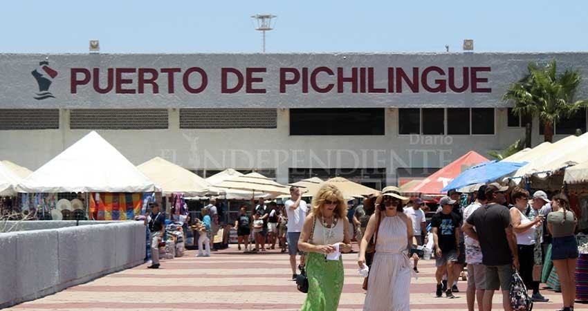 Por primera vez, Emerald Princess visita La Paz; deja una derrama económica de 4mdp Por primera vez, Emerald Princess visita La Paz; deja una derrama económica de 4mdp