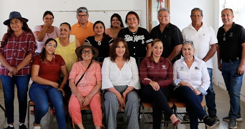 Inauguran Curso Artesanal con Barro en el Ejido Álvaro Obregón