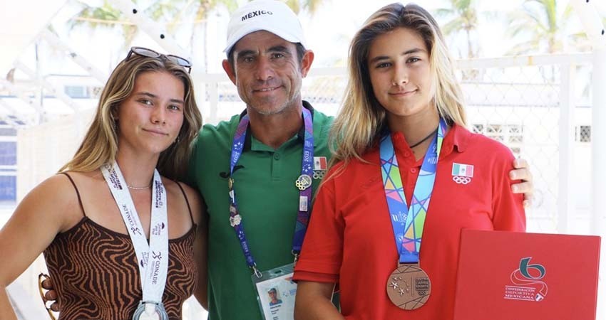 Éxito en las olas: Las hermanas Bonilla regresan a casa con medallas y nuevos desafíos