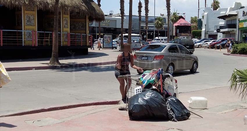 Personas en indigencia son "retiradas" y canalizadas al área de atención especial: SP Los Cabos Personas en indigencia son "retiradas" y canalizadas al área de atención especial: SP Los Cabos