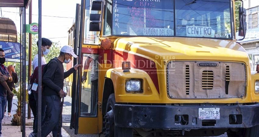 “Ayuntamiento no es claro con los números”: regidor, sobre fideicomiso para renovar el transporte público