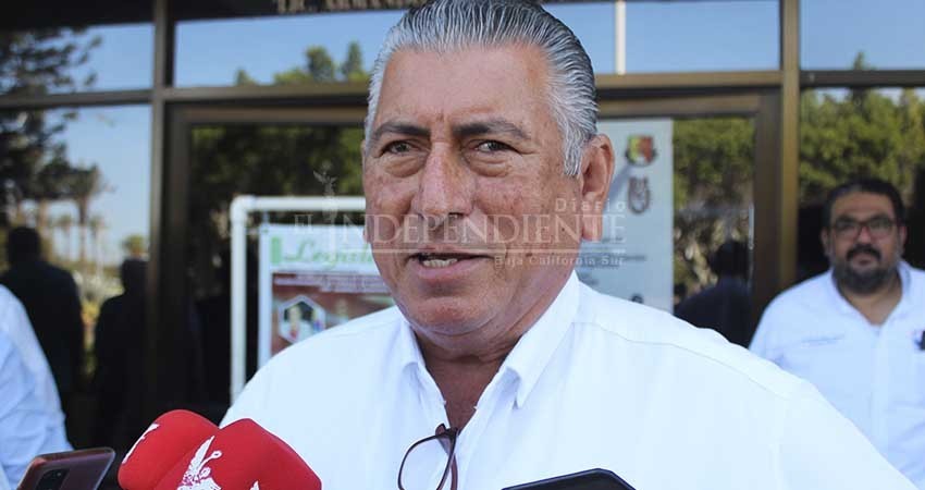 Acusa líder transportista a Claudia Sheinbaum por “meter las manos” en proyecto de renovación del transporte público