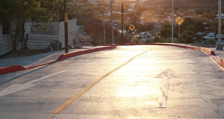 Entrega el gobernador Castro Cosío pavimentación en colonia Monte Sinahí