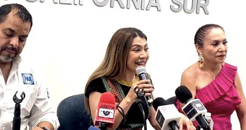 Una burla que Homero Davis esté despachando como secretario general de Gobierno: Lupita Saldaña Una burla que Homero Davis esté despachando como secretario general de Gobierno: Lupita Saldaña