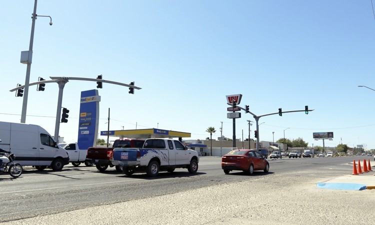 Semáforos de Forjadores con el cruce de calle Unión y Oro quedarán temporalmente inactivos