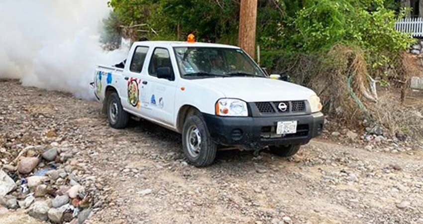 Inicia el gobierno estatal ciclo de fumigación en Santa Rosalía contra el mosco del dengue