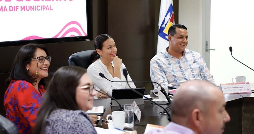 El informe destaca los resultados obtenidos y establece comparativas con períodos anteriores, siendo expuesto con total transparencia ante la Junta de Gobierno.