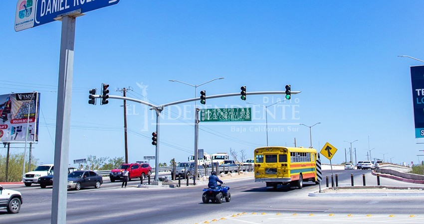 Sincronizarán semáforos en La Paz; será desde el puente de la 8 de Octubre hasta Camino Real