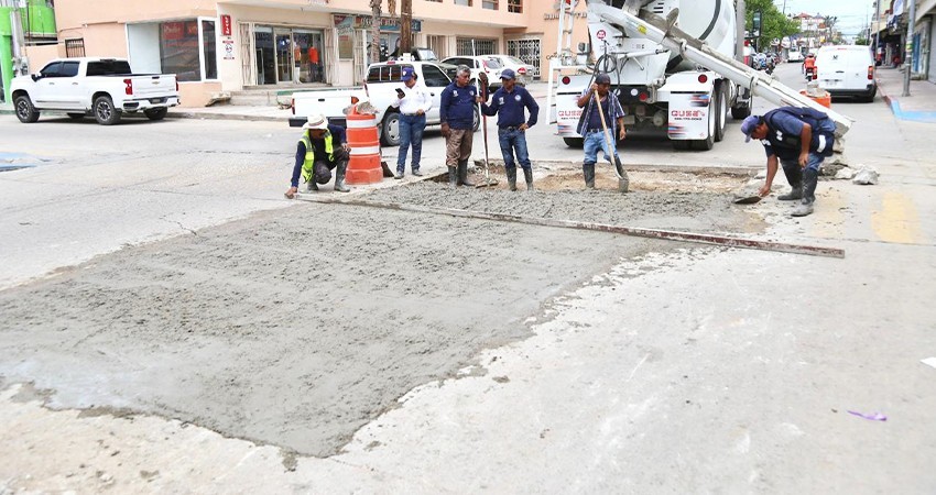 Retoman Programa Permanente de Bacheo en Cabo San Lucas Retoman Programa Permanente de Bacheo en Cabo San Lucas
