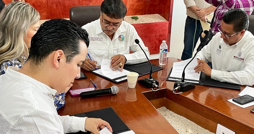 A través de IMDIS Y SNE, Firman convenio para incluir ofertas de trabajo para personas con discapacidad